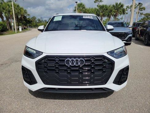 Certified 2025 Audi Q5 2.0T Premium w/ Convenience Plus Package AWD/4WD image 3