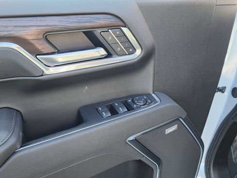 New 2026 GMC Sierra 1500 SLT w/ SLT Premium Plus Package image 15