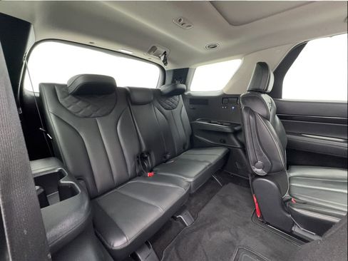 Used 2022 Hyundai Palisade Limited FWD image 31
