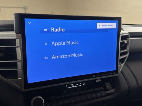 Used 2024 Toyota Sequoia Platinum image 18