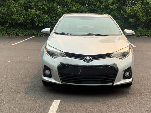 Used 2014 Toyota Corolla S w/ Driver Convenience Package FWD image 2