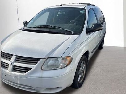 Used 2005 Dodge Caravan SXT w/ Popular Equipment Group