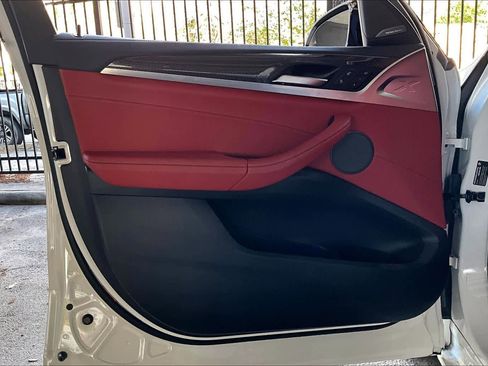 Used 2023 BMW X4 M image 21