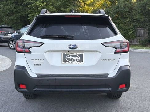 Certified 2025 Subaru Outback Premium AWD/4WD image 7