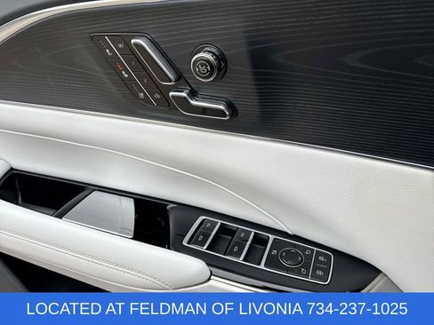 Used 2024 Cadillac Lyriq Luxury image 24
