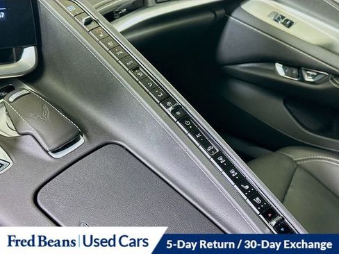 Used 2023 Chevrolet Corvette Stingray Preferred Cpe w/ Z51 Performance Package image 18