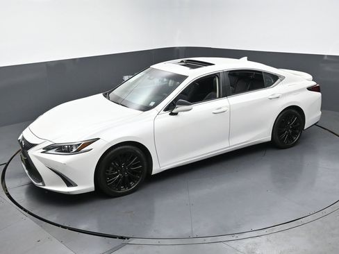 Used 2020 Lexus ES 350 w/ Premium Package image 48