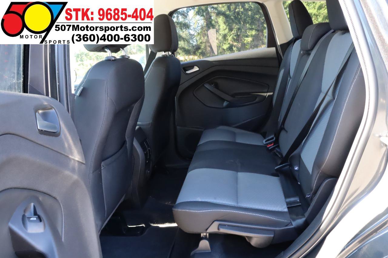 Used 2017 Ford Escape SE FWD image 14