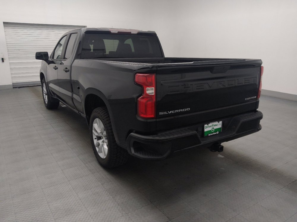 Used 2019 Chevrolet Silverado 1500 Custom w/ Custom Value Package RWD image 5