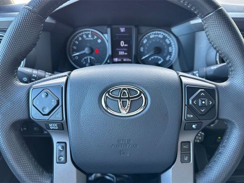 Used 2020 Toyota Tacoma TRD Sport image 25