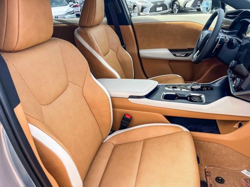 New 2026 Lexus RZ 350e 2WD image 18