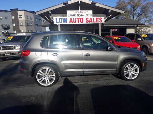 Used 2013 Volkswagen Tiguan S AWD/4WD image 10