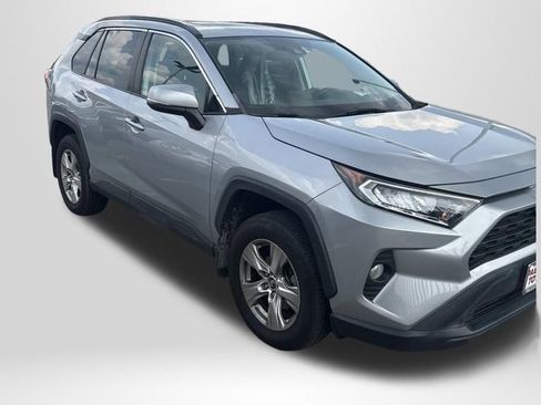 Used 2020 Toyota RAV4 XLE w/ Convenience Package AWD/4WD image 1
