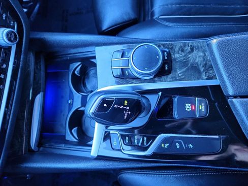 Used 2019 BMW 640i Gran Turismo xDrive w/ Premium Package image 15