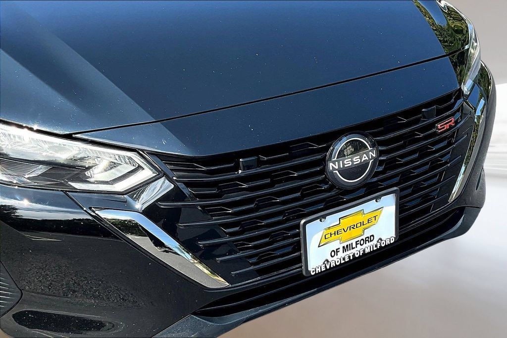 Used 2025 Nissan Sentra SR FWD image 29
