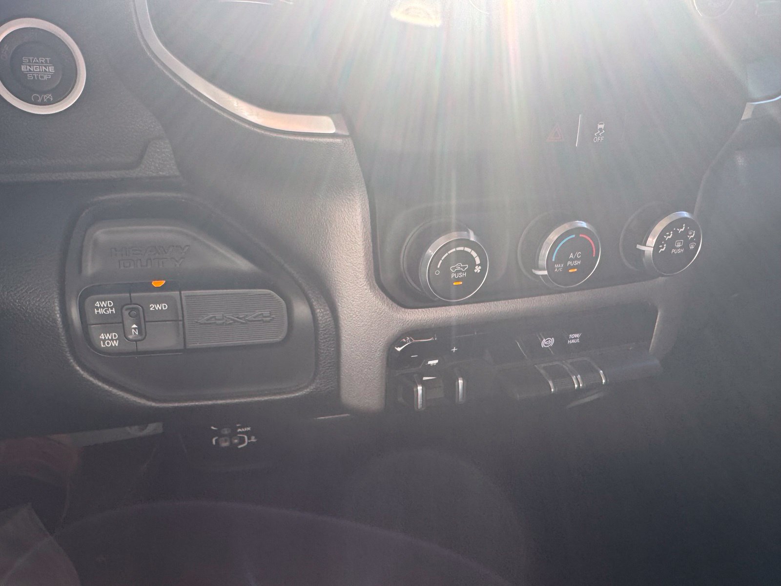 Used 2019 RAM 2500 Big Horn AWD/4WD image 16