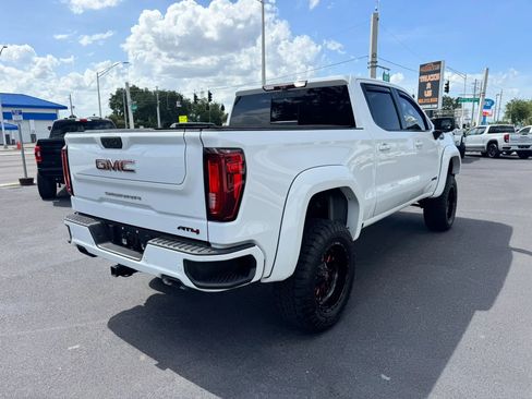Used 2021 GMC Sierra 1500 AT4 w/ AT4 Premium Package AWD/4WD image 6