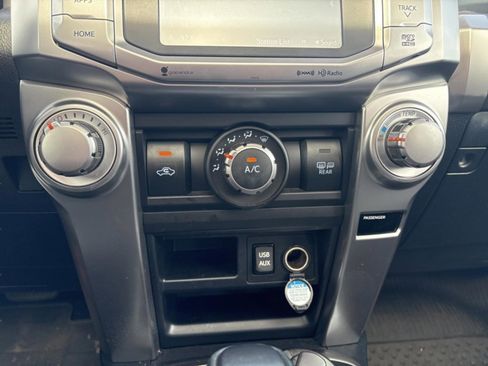 Used 2019 Toyota 4Runner SR5 Premium image 21