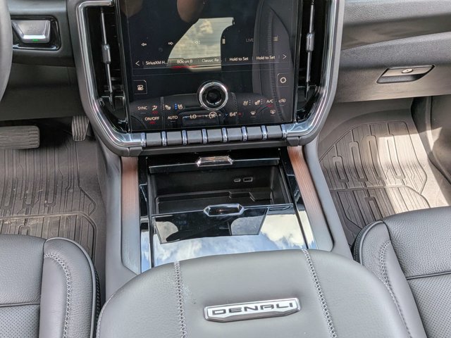Used 2026 GMC Yukon Denali AWD/4WD image 19