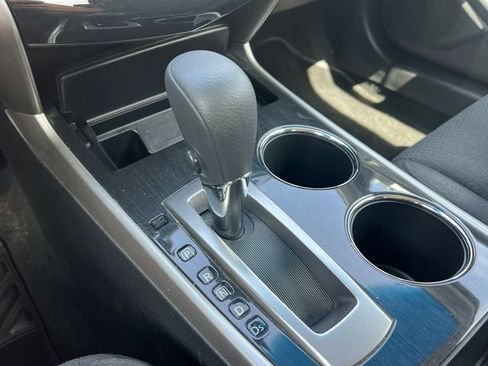 Used 2014 Nissan Altima 2.5 S FWD image 22