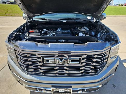 Used 2024 GMC Sierra 1500 Denali Ultimate AWD/4WD image 30