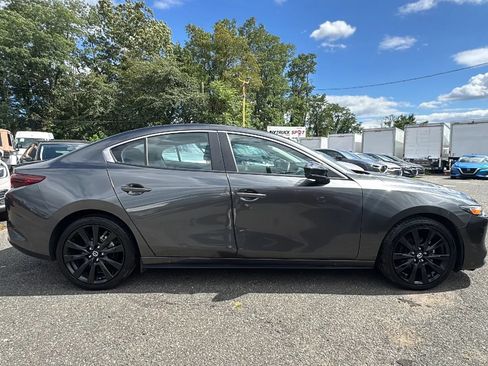 Used 2024 MAZDA MAZDA3 s FWD image 4