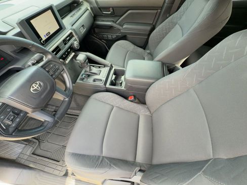 Used 2024 Toyota Tacoma SR image 4