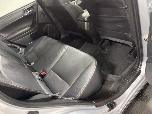 Used 2014 Subaru Forester 2.5i Touring AWD/4WD image 16
