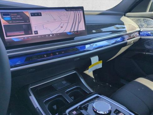New 2026 BMW 760i xDrive w/ Executive Package AWD/4WD image 12