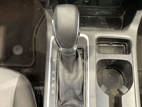 Used 2018 Ford Escape SE image 22