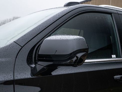 New 2026 Chevrolet Tahoe LS image 9