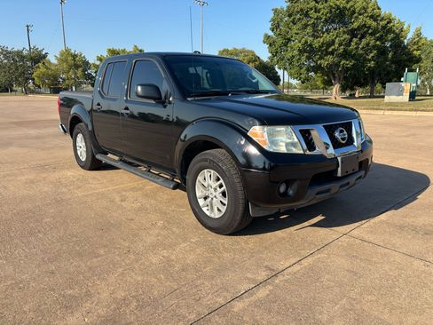 Used 2015 Nissan Frontier SV w/ SV Value Truck Package image 32