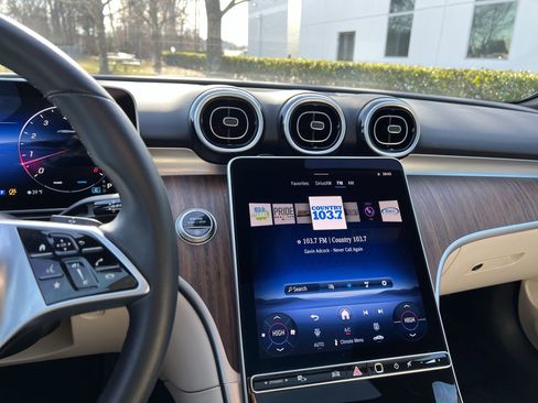 Certified 2025 Mercedes-Benz C 300 Sedan image 31