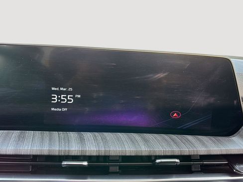 Used 2024 Kia Telluride SX image 32