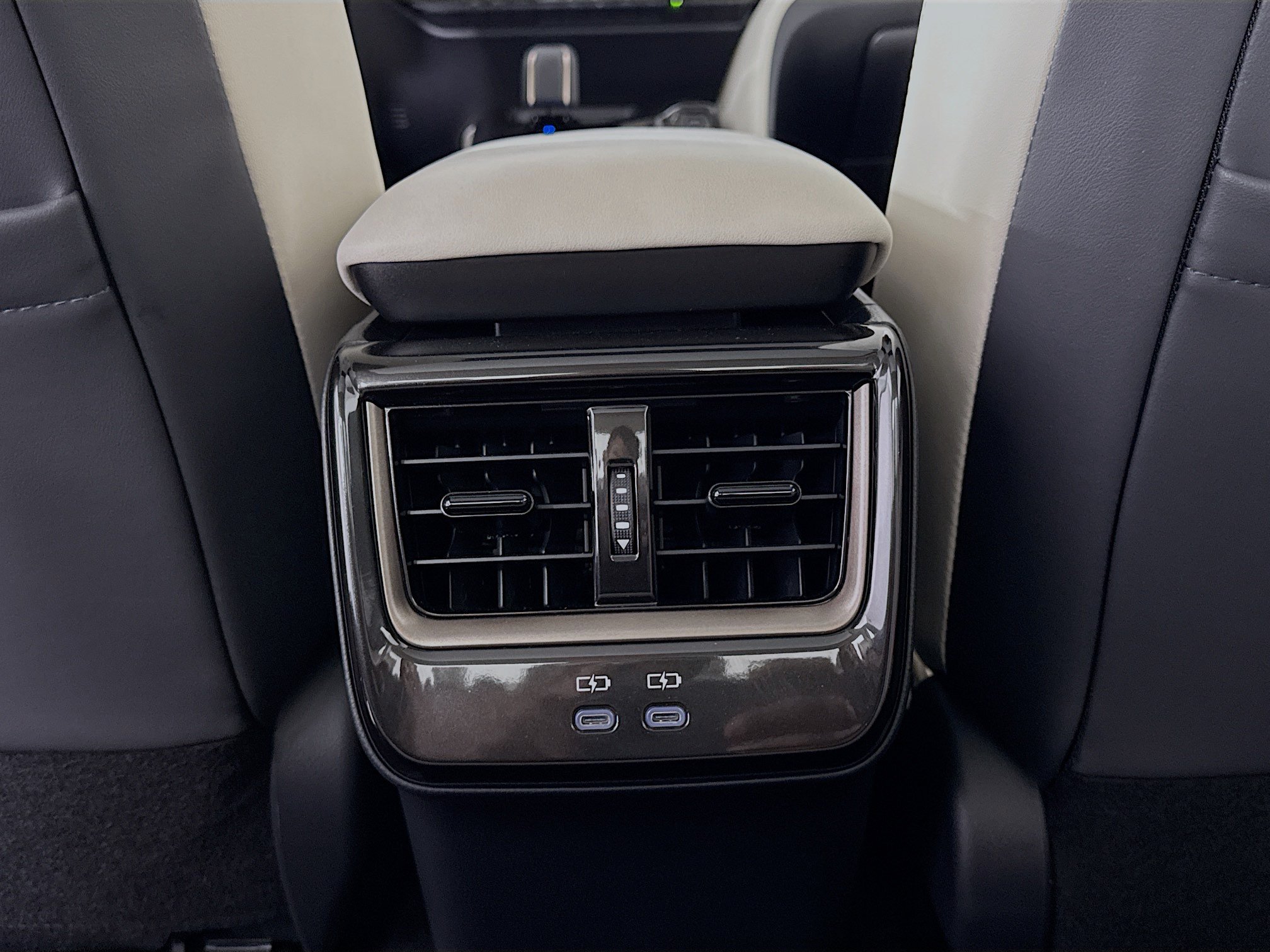 Used 2026 Toyota Crown AWD/4WD image 29