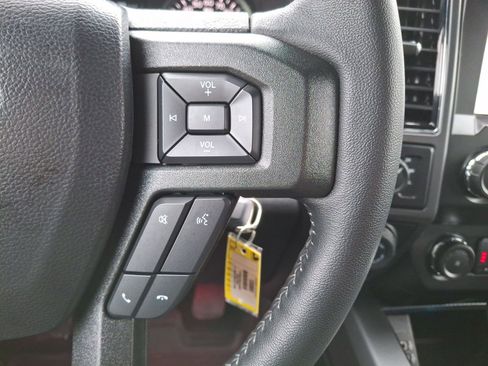 Used 2020 Ford F150 XLT w/ Equipment Group 302A Luxury AWD/4WD image 15