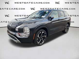 Used 2024 Mitsubishi Outlander SE video 1