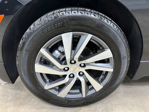 Used 2023 Chevrolet Equinox Premier w/ LPO, Floor Liner Package image 37