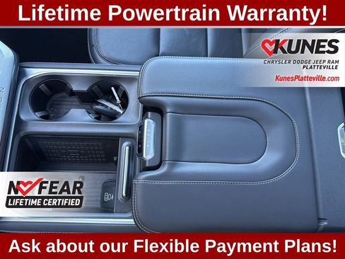 Used 2025 Ford Expedition Max Platinum image 21