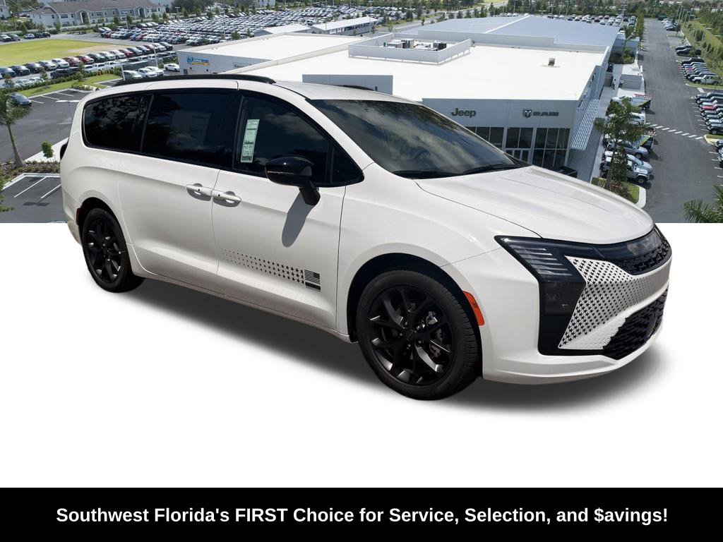 New 2027 Chrysler Pacifica Select FWD image 2