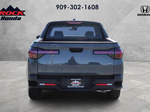 Used 2024 Hyundai Santa Cruz SEL image 6