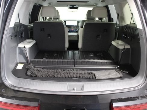 Used 2025 Hyundai Santa Fe Calligraphy FWD image 51