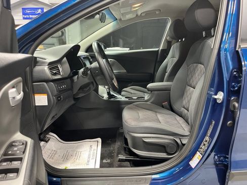 Used 2019 Kia Niro LX FWD image 14