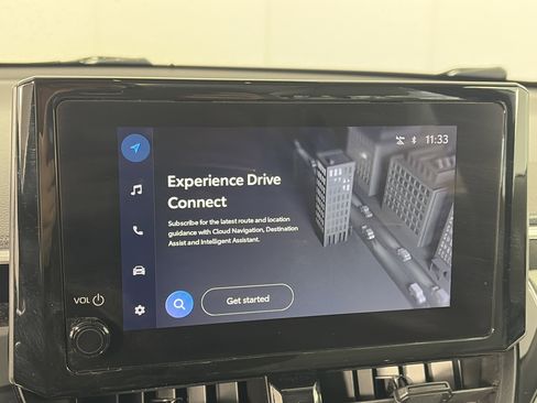 Used 2023 Toyota Corolla Cross L image 19