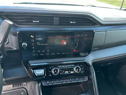 Used 2024 GMC Sierra 2500 AT4 w/ AT4 Premium Plus Package image 21