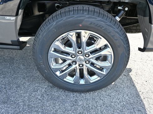 New 2025 Ford F150 King Ranch w/ FX4 Off-Road Package image 15