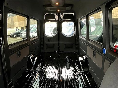 New 2025 Mercedes-Benz Sprinter 3500 image 6