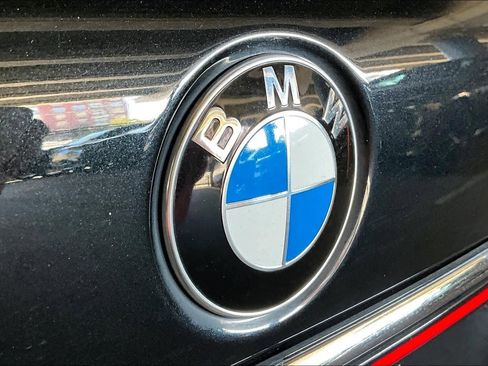 Used 2021 BMW 750i xDrive 750i xDrive w/ Luxury Rear Seating Package image 30