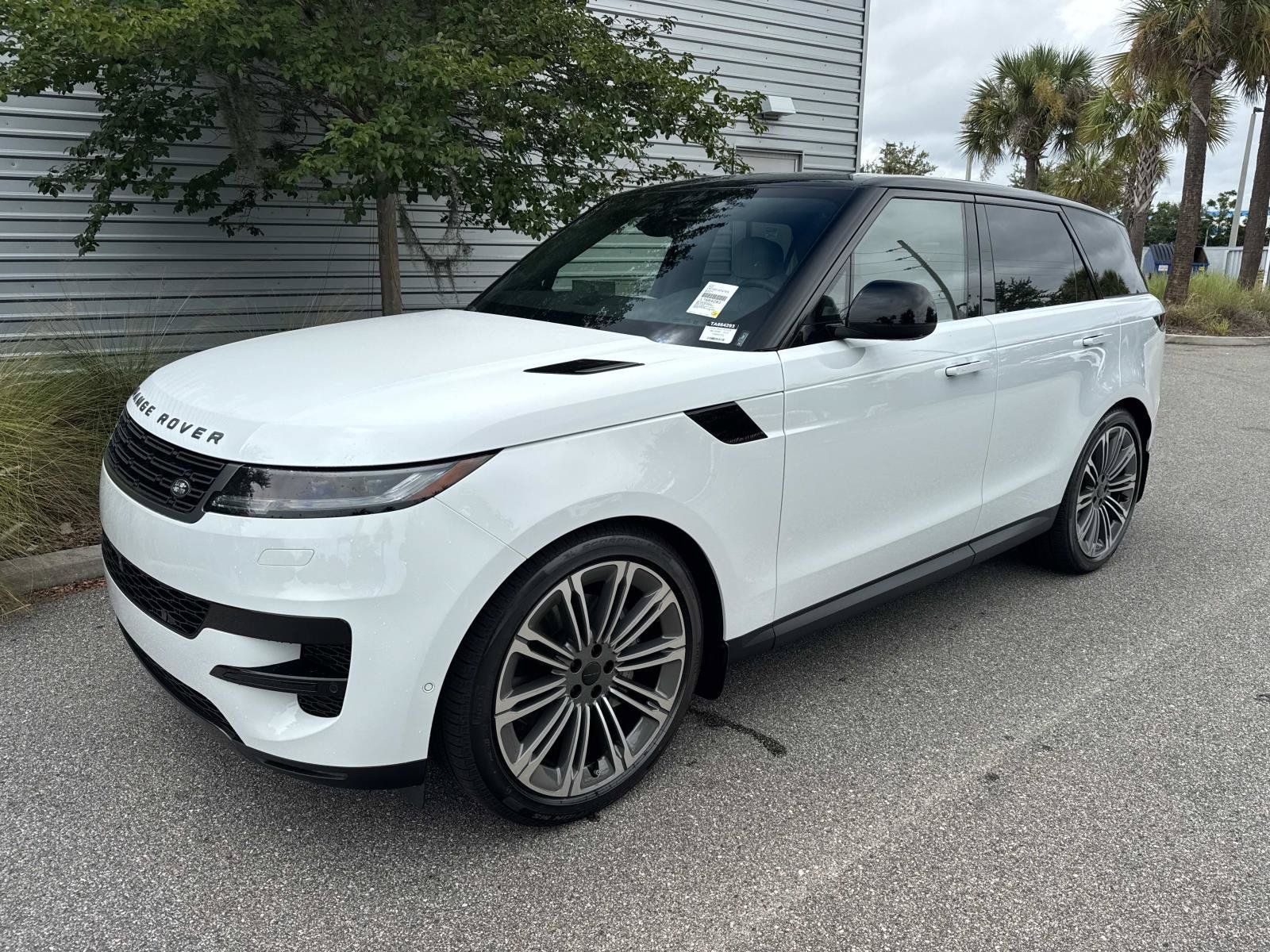 New 2026 Land Rover Range Rover Sport SE AWD/4WD image 1