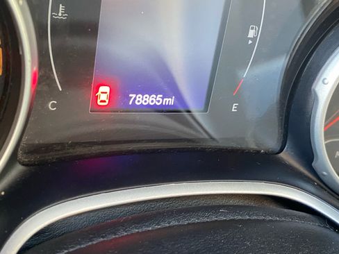 Used 2018 Jeep Compass Latitude image 4